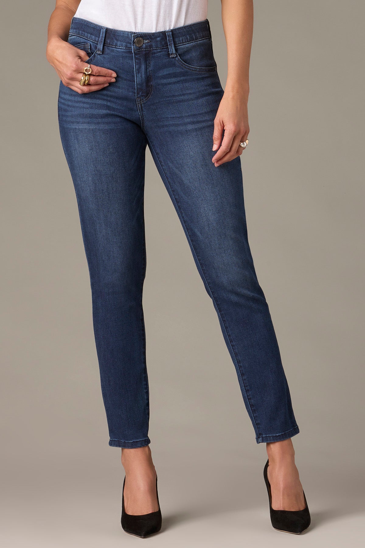 Sophie Mid-Rise Ankle Skinny Jeans